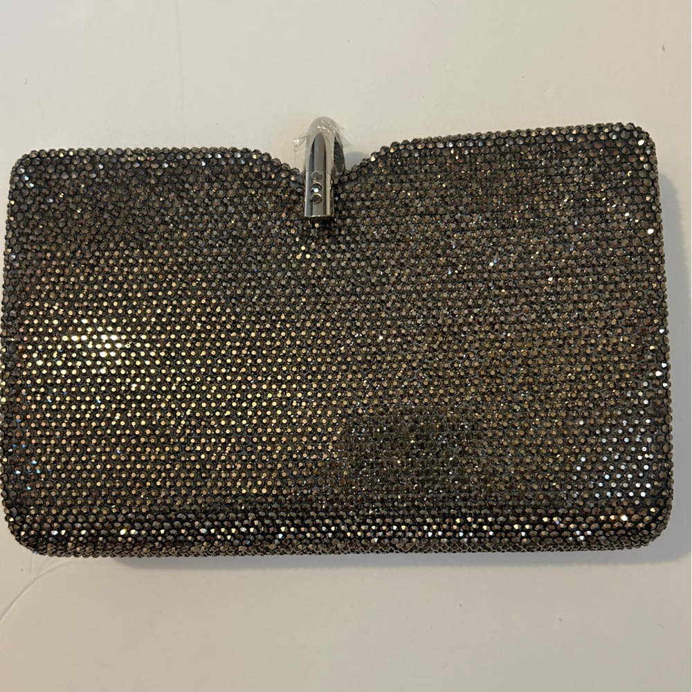 *NWT* beaded clutch